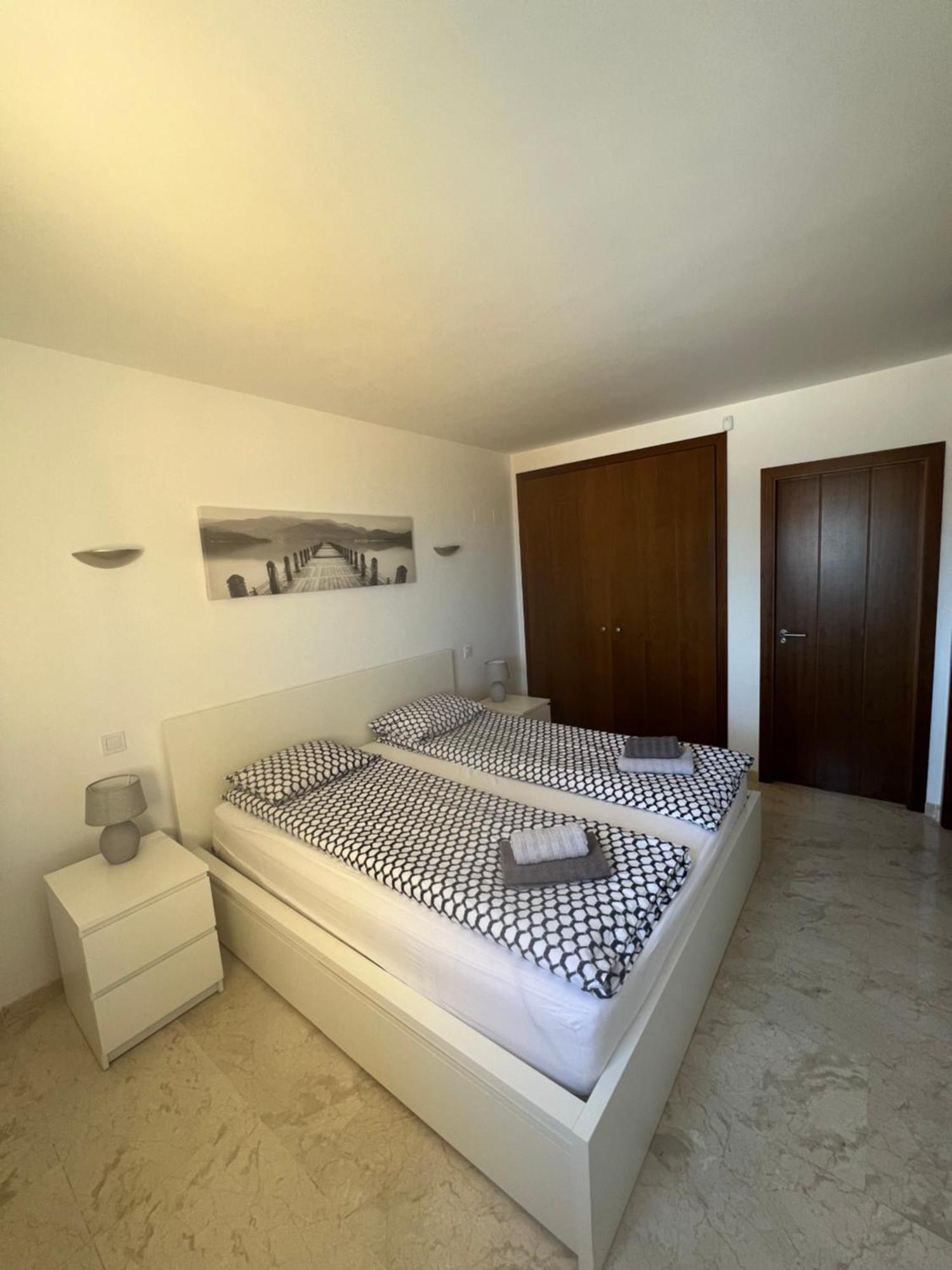 Punta Prima Nice Apartment With Sea Views Торевиеха Екстериор снимка